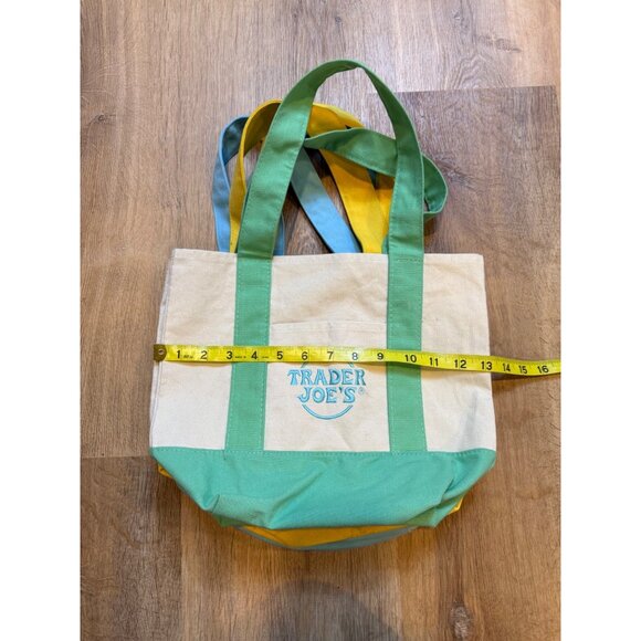 Trader Joes Canvas Tote Bags Lot 4 - Picture 6 of 9